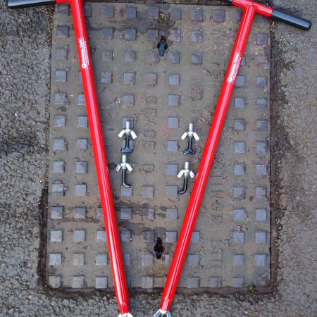 Mini Lift XL man hole cover lifter