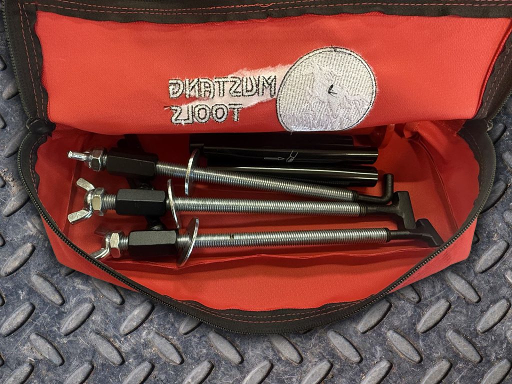 Large Hydraulic Seal Breaker Keys & Accessories 2